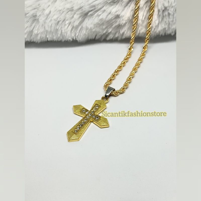 Kalung Titanium pria tambang lilit liontin Salib Gold Terlaris anti Karat liontin salib Gold permata