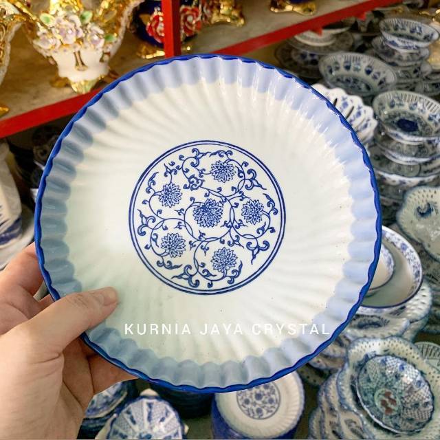 Piring Kue Motif Bunga Biru/Piring keramik putih biru/ Piring Antik Putih Biru/ piring import