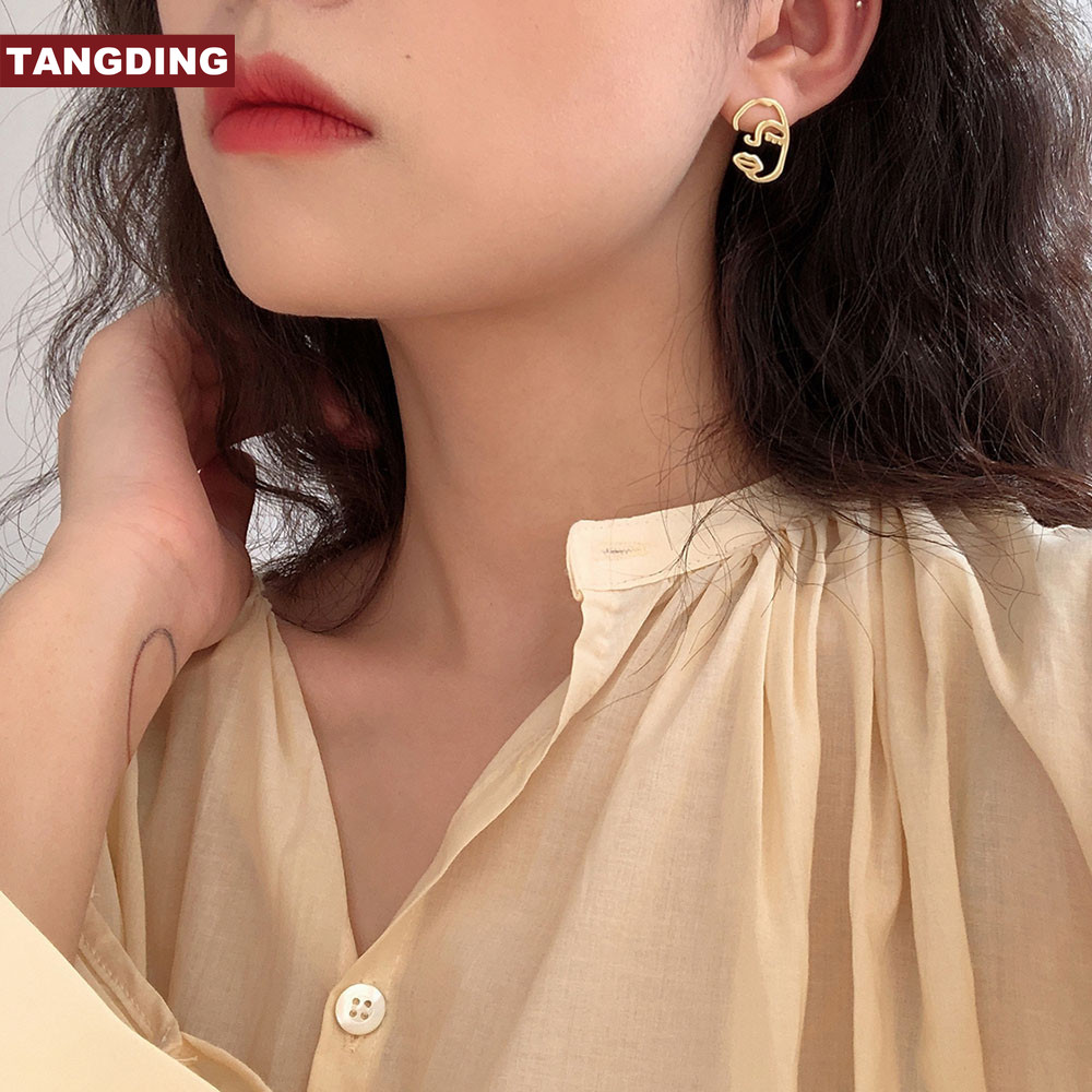 【COD Tangding】Abstract Simple Hollow Out Face Earrings Korea Ins New Fashion Earstuds Gold Color