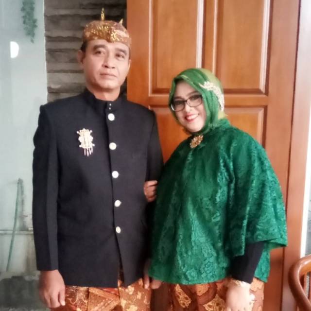 hangernani_suryawati