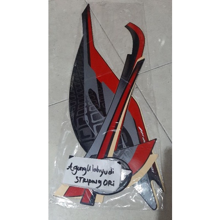 STIKER STRIPING LES BODY MOTOR HONDA SCOOPY 2019 SPORTY FULL HITAM ORIGINAL