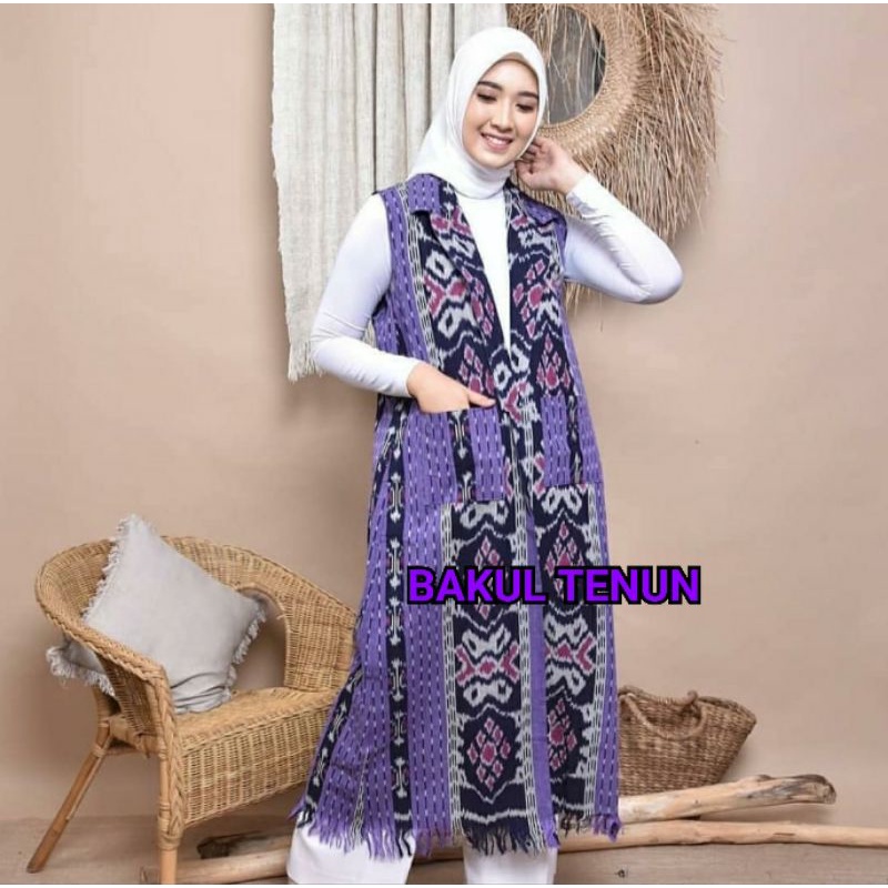 LONG OUTER TANPA LENGAN WARNA UNGU - BAJU TENUN ETNIK JEPARA - BLAZER TENUN- OUTFIT TENUN UNGU