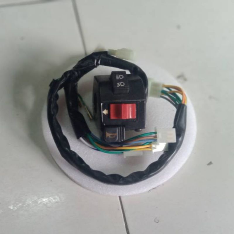 holder kiri grand saklar kiri grand