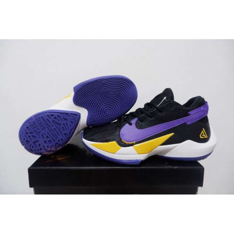 SEPATU BASKET GREEK FREAK 2 LAKERS