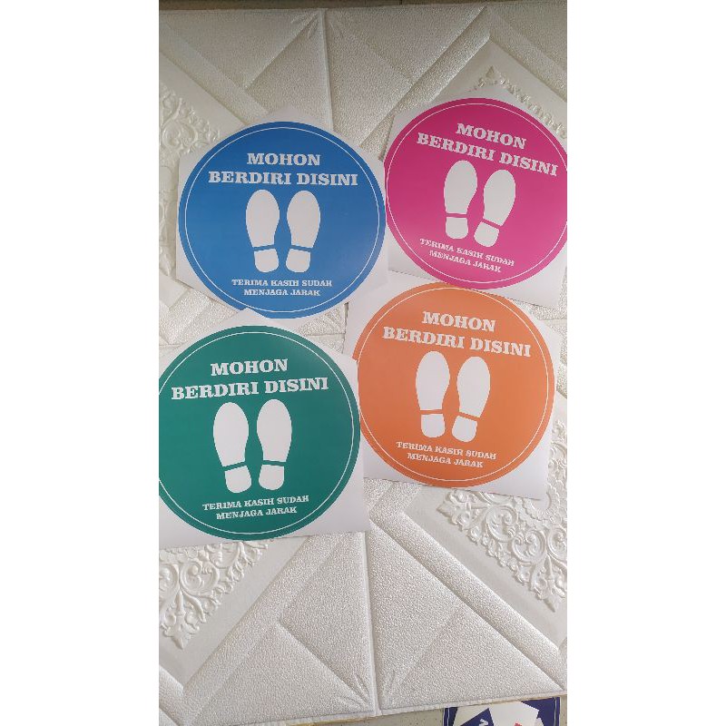 

stiker MOHON BERDIRI DI SINI WARNA WARNI