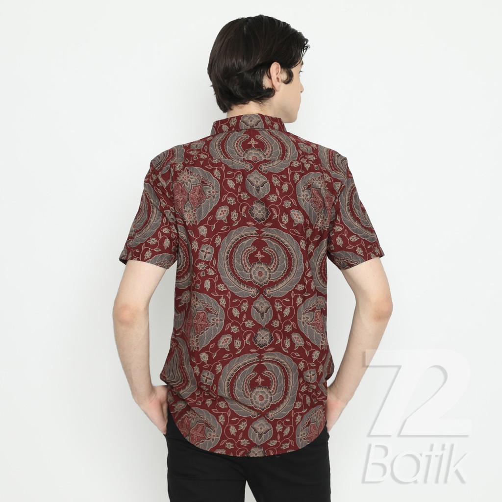 KEMEJA BATIK PRIA Lengan Pendek Slimfit Premium Motif Babon Angrem Merah Maroon Marun 723699 Cap 72 - Baju Kemeja Atasan Pakaian Setelan Batik Pria Cowok Laki Laki Remaja Keluarga Kantor Lengan Pendek Modern Slimfit Slim Fit Premium Kekinian