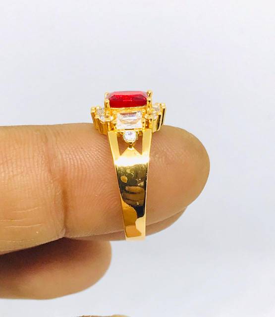 Cincin wanita //cincin permata //cincin replika berlian //cincin lapis emas //perhiasan//cincin