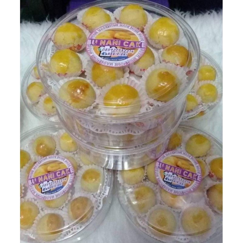 

KUE LEBARAN PRIMADONA NASTAR