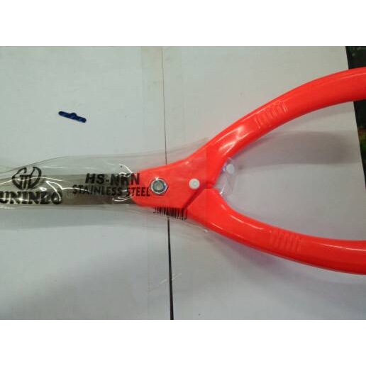 gunting rumput gunindo