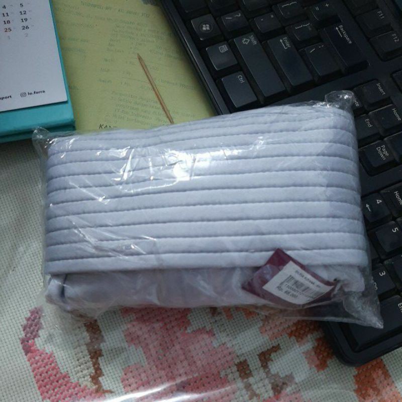 BERGO SYARI KIRANA ELZATTA HIJAB INSTANT TULISAN GLITTER BAHAN JERSEY-Abu Muda 804