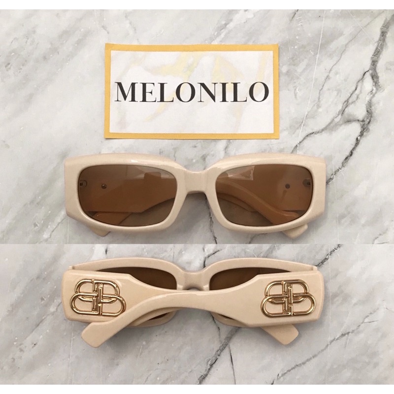 KACAMATA BALEN EXTREME KACAMATA HITAM KACAMATA BEIGE KACAMATA MEWAH KACAMATA FASHION KACAMATA BESAR 