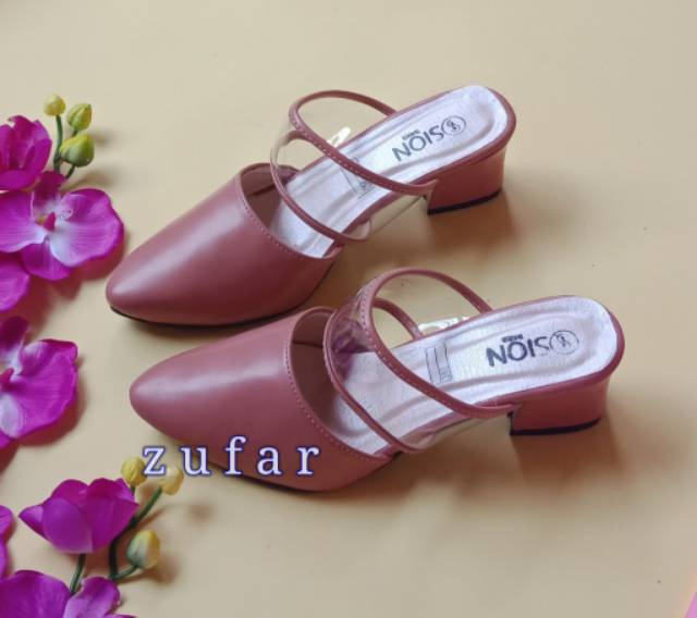 Shintya Chunky Heels Wanita