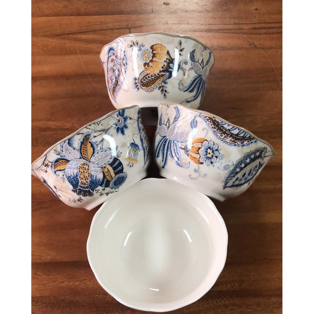 

Dinnerset motif pastel isi 16 pcs1