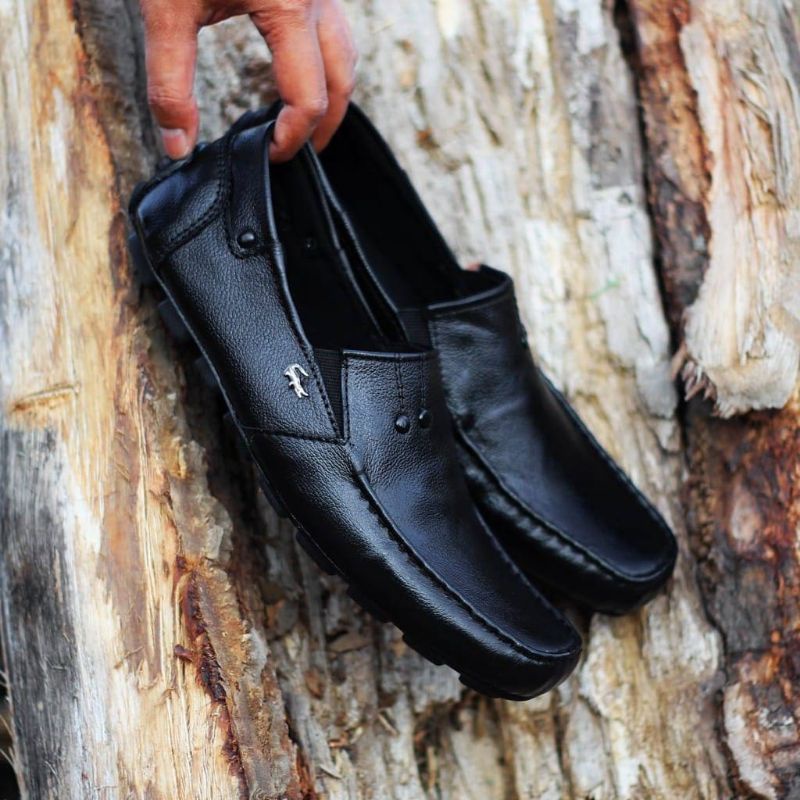 SEPATU PANTOFEL  PRIA SEPATU KARET SEPATU HITAM TANPA TALI SEPATU KASUAL PRIA SEPATU KULIT