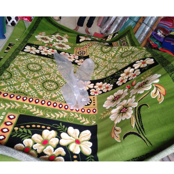 Karpet Moderno 190x260 / Karpet Permadani / Karpet Lantai Murah / Karpet Lokal / Karpet Modern / COD