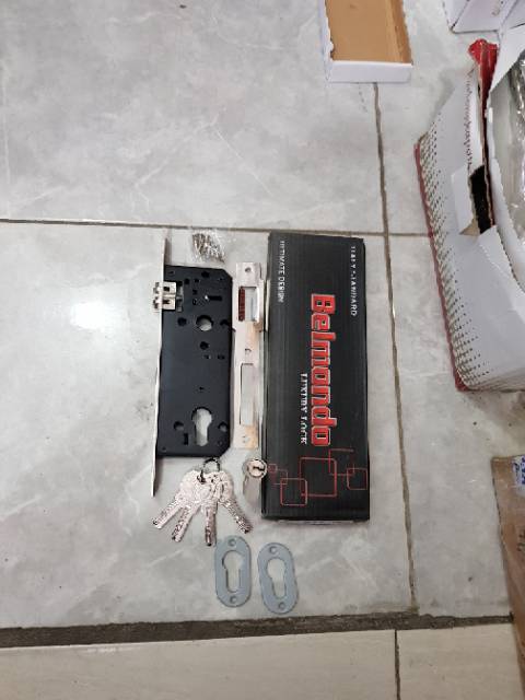 Paket handle pintu kupu tarung stainless + body pelor