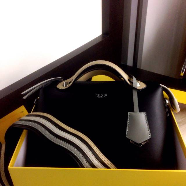 Tas Fendi Boston #7501