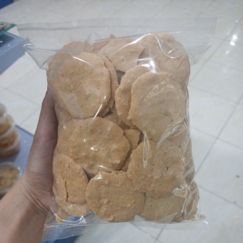 

[ Ready Medan ] Kue Kelapa 250Gram / Kerak Kelapa / Biskuit Kelapa