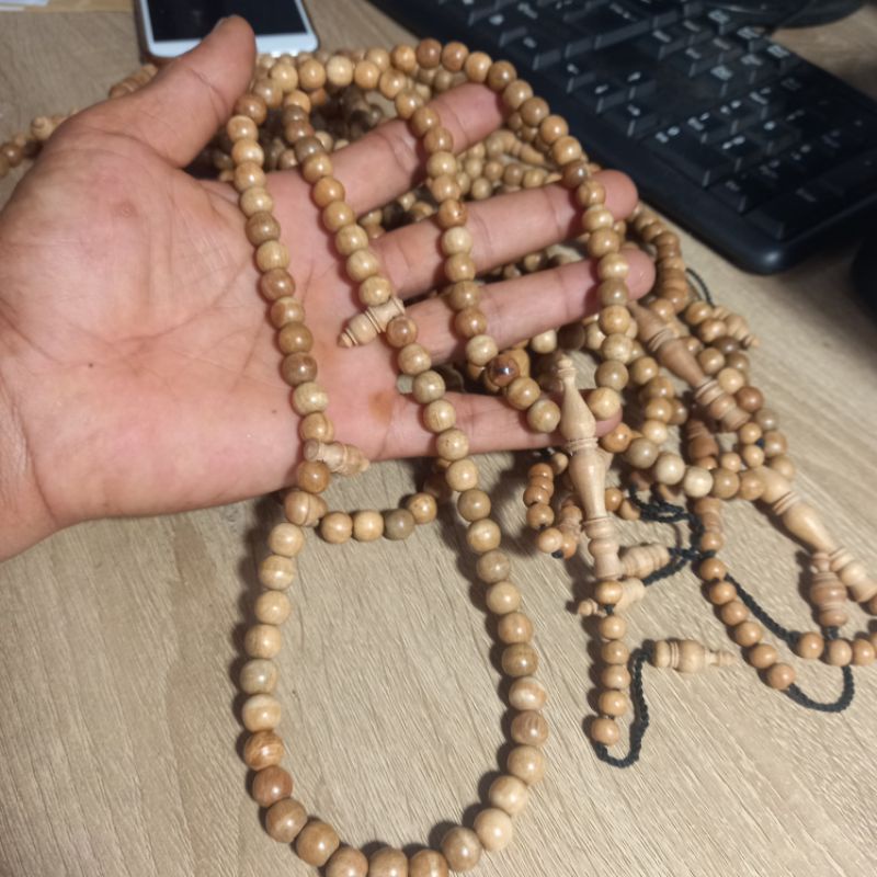 tasbih kayu cendana asli 8mm tasbih cendana wangi tasbih kayu cendana jawa