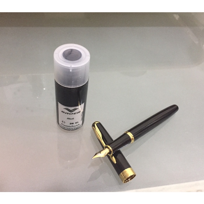 

Paket Fountain Pen Baoer 388. Pena Tinta + Tinta Botol L Model Parker promo