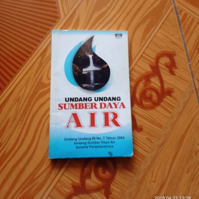 

Buku Hukum -- Undang Undang Sumber Daya Air