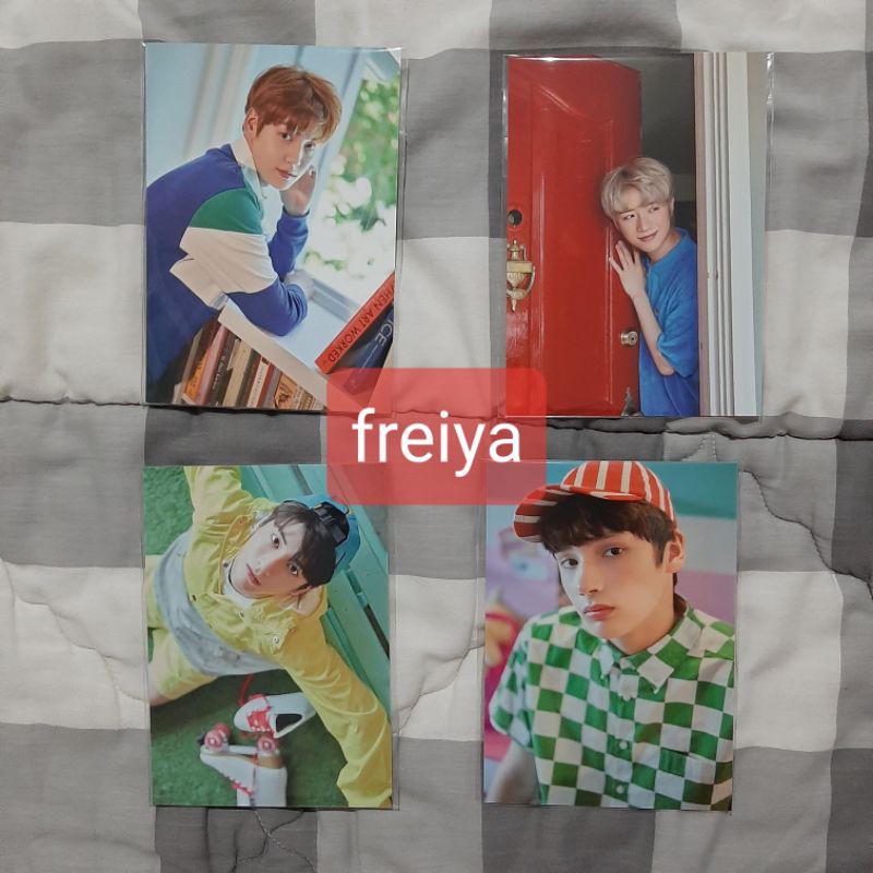 TXT H:OUR Postcard