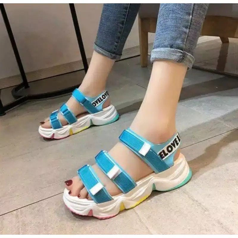 Sandal Wanita Tiga Tali SAatu Warna Polos SP186