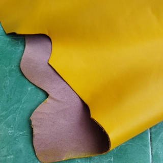 Kulit Sapi Lembaran Pori / Fullgrain Warna Kuning ketebalan 1.5 mm
