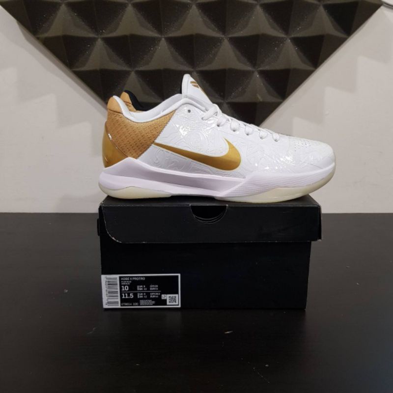 Sepatu Sneakers Nike Kobe 5 Protro Big Stage Parade
