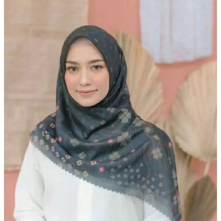 Hijab segi empat motif flora bunga / Kerudung voal premium / Tunik / HIJAB / Kerudung terbaru 2021