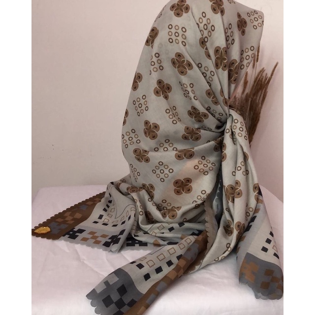 Hijab Voal / Voal Ultrafine / Premium Jilbab / Buttonscarves / Riamiranda