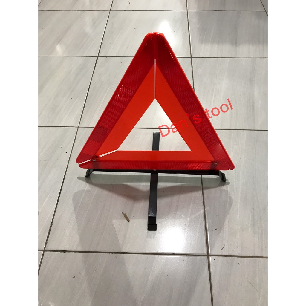 Segitiga Pengaman / Tanda Pengaman Segitiga / Auto Warning Triangle