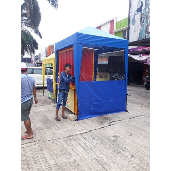 tenda jualan 2x2 + tirai 3 sisi sesuai gambar full paket