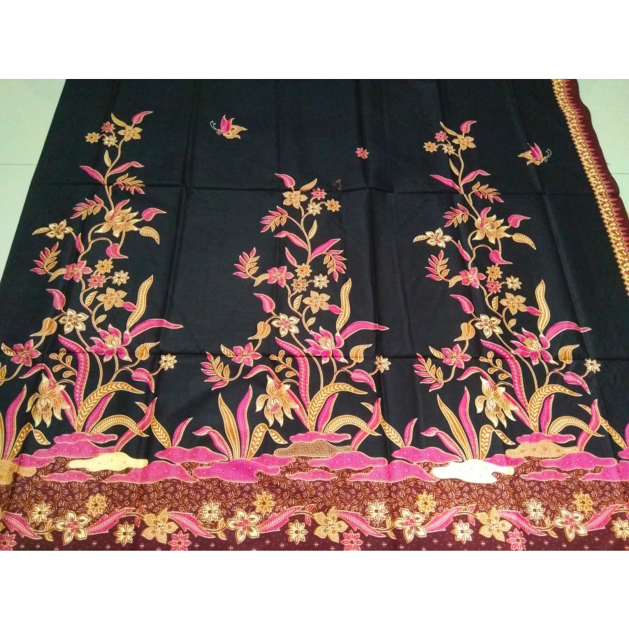 Kain Batik Halus Hitam Manis tanaman warna Hitam Pink
