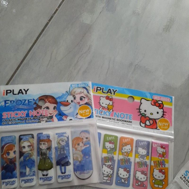 

pembatas buku karakter