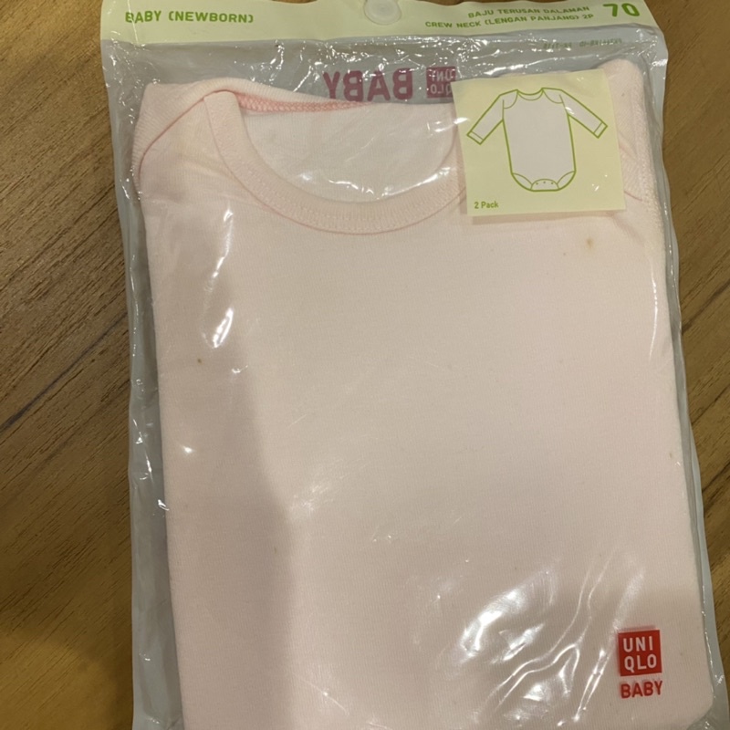 Baju dalam baby lengan panjang Uniqlo newborn - size 70