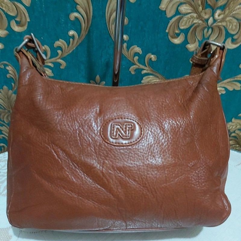 Tas Preloved Nina Ricci kulit asli. net.
