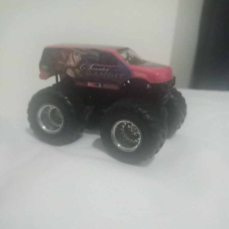 Scarlet Bandit Monster Jam Hotwheels Loose