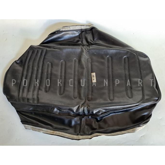 ready stock  kulit cover jok Honda CG 110 125 N CG110 CG125 OMEGA