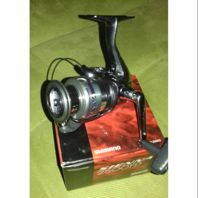 Reel Shimano sienna 2500fd