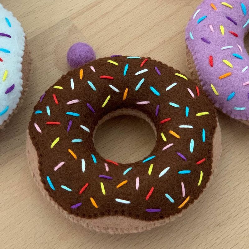 donat mainan ,donat flanel ,donat mainan anak ,handmade