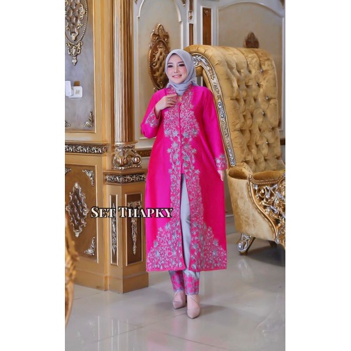 Set Kebaya pesta Pink fanta/ Set kebaya celana Tafetta/ Set Kebaya modern/ Set Kebaya Cantik