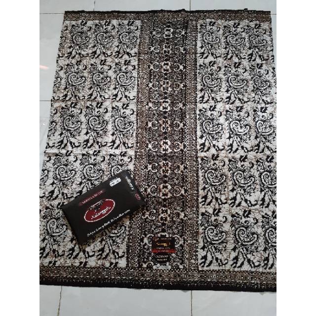 Sarung Kalongguh MADYA