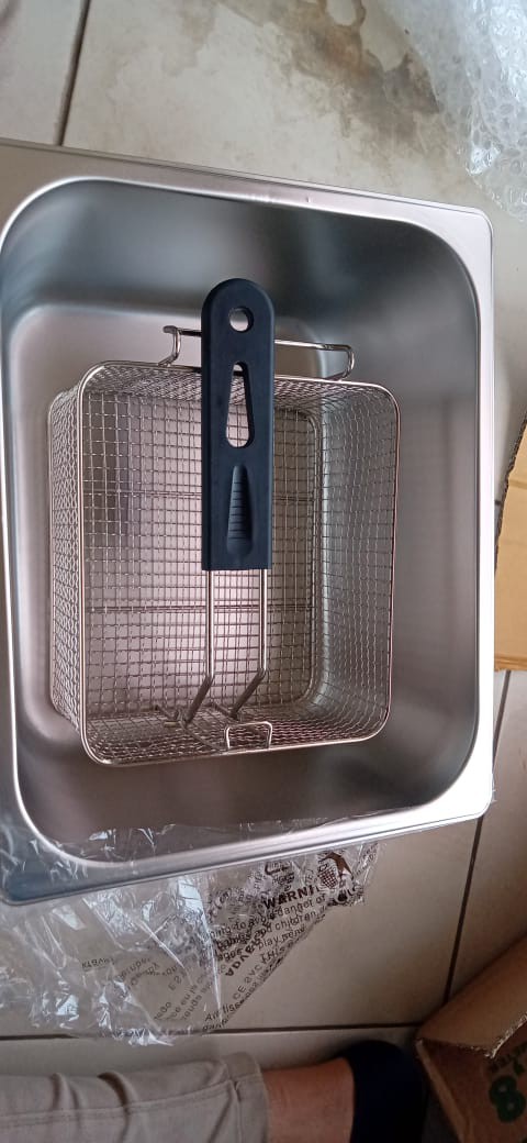 Wajan Stanlis Kotak Potato Stick Set