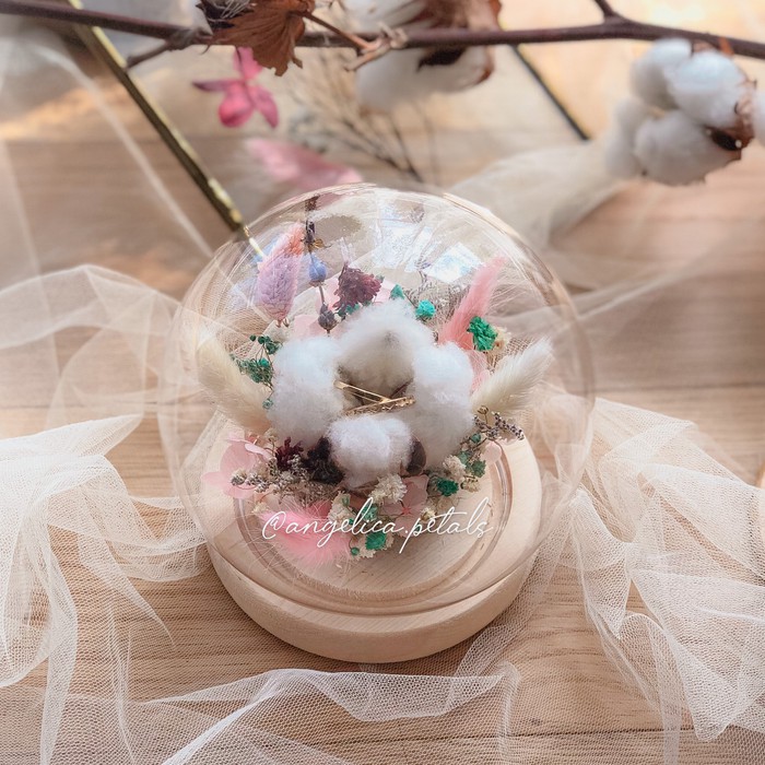 RING BOX Angelica Petals - Cotton Glass Dome / Tempat Cincin Nikah