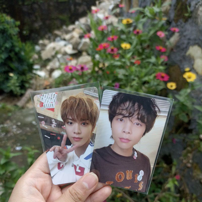 PC Season Greetings 2022 Johnny and Yuta. Tolong Baca Deskripsi yaa manis