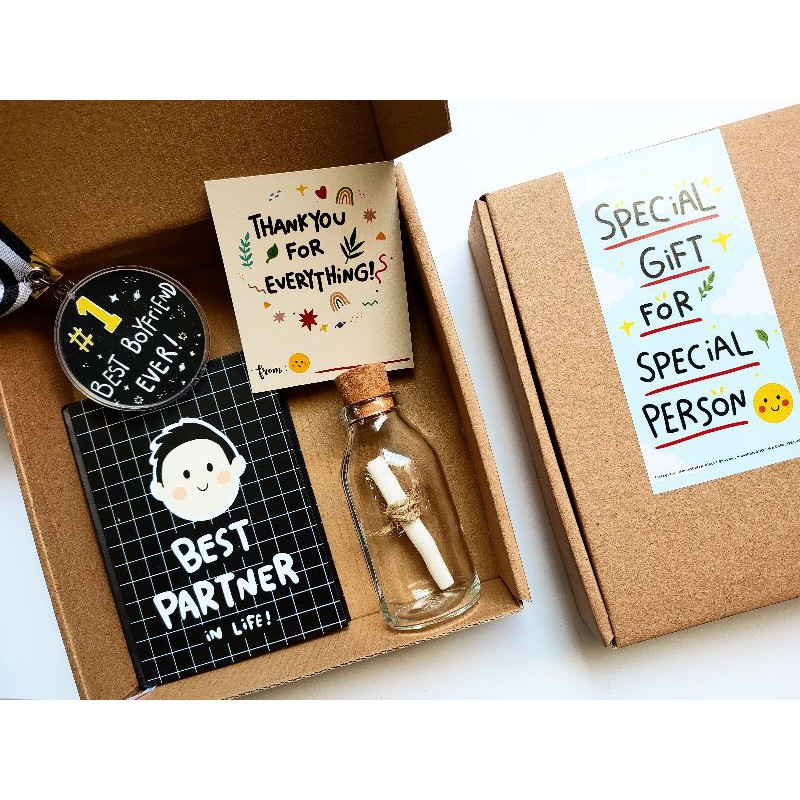 

Promo KADO PACAR, KADO ULTAH, KADO ANNIV, BEST BOYFRIEND EVER, KADO WISUDA, KADO UNIK