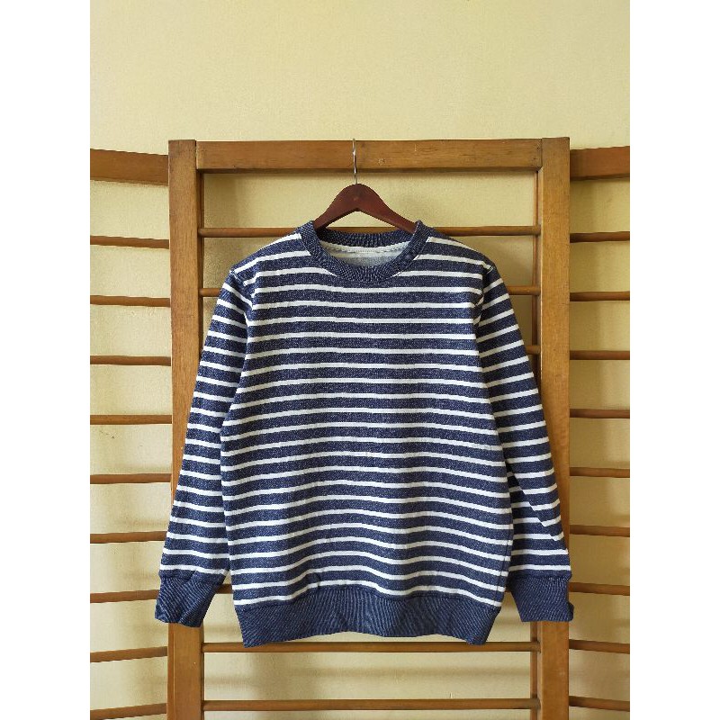 Genuine Uniqlo Stripe Crewneck
