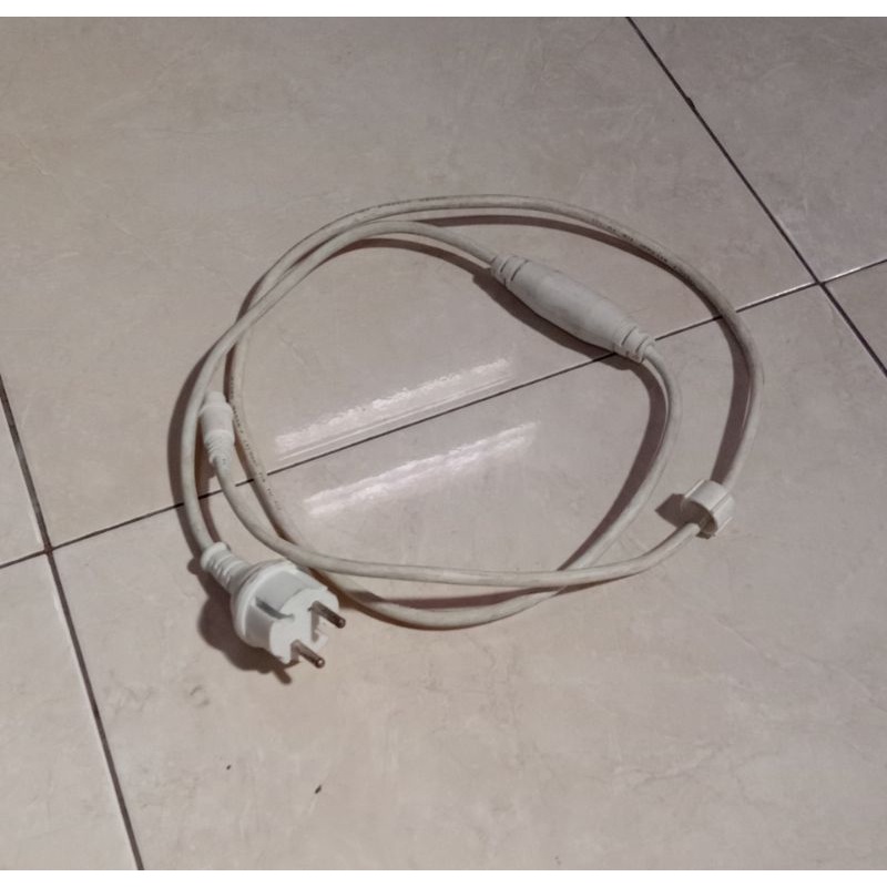 kabel power ac to dc 220v