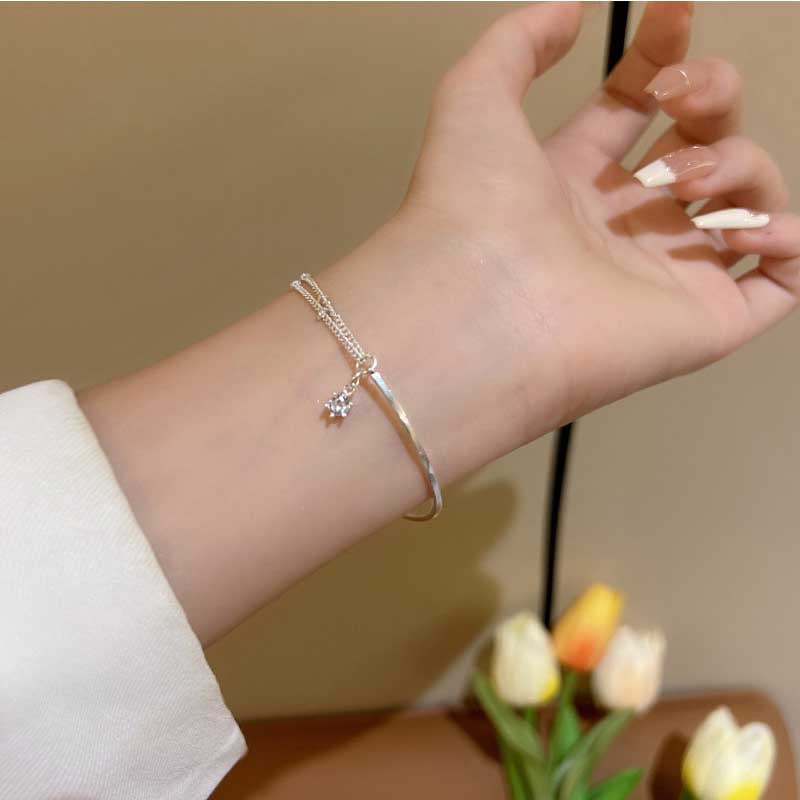 Perhiasan Gelang Rantai S925 Silver Hias Liontin Berlian Zircon Asimetris Gaya Korea Untuk Wanita